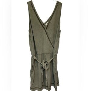 Cloth & Stone Anthropologie Burlingame Romper Green V-Neck Tie Waist NWOT
